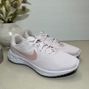 Nike Revolution 6 Light Violet Champagne Running Shoes Women’s 8 DC3729-500